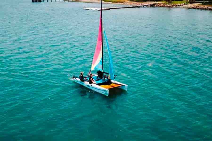 Tour en Catamarán en Paracas