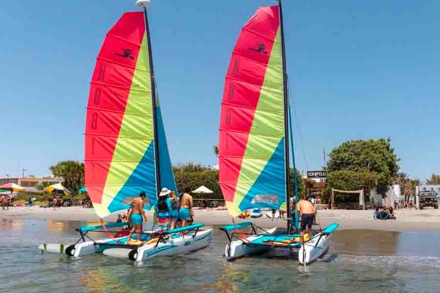 Paseo en Catamarán Privado por Paracas