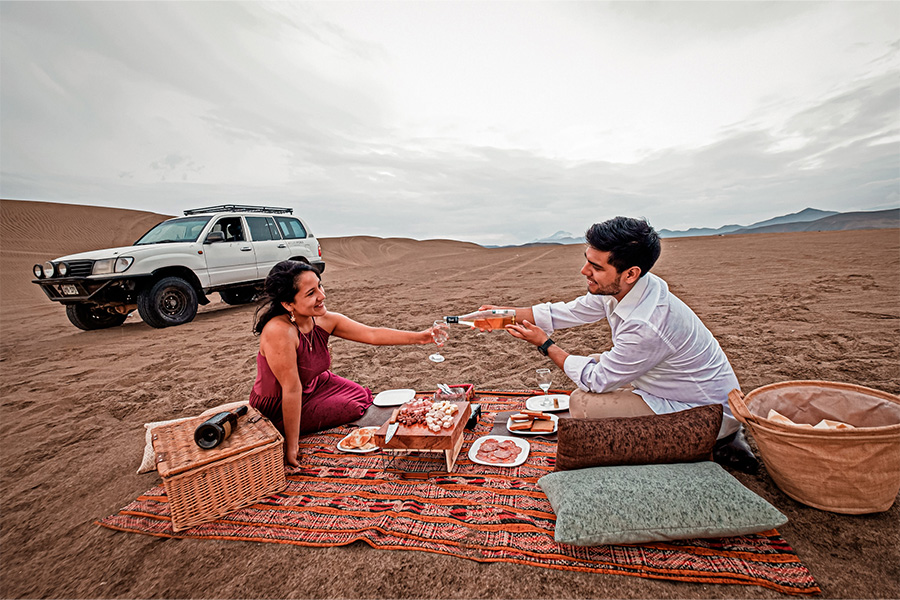 Tour de Sandboarding y picnic en Lima