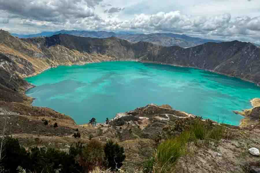 Excursión a Quilotoa: Descubre la Laguna en el Corazón de los Andes