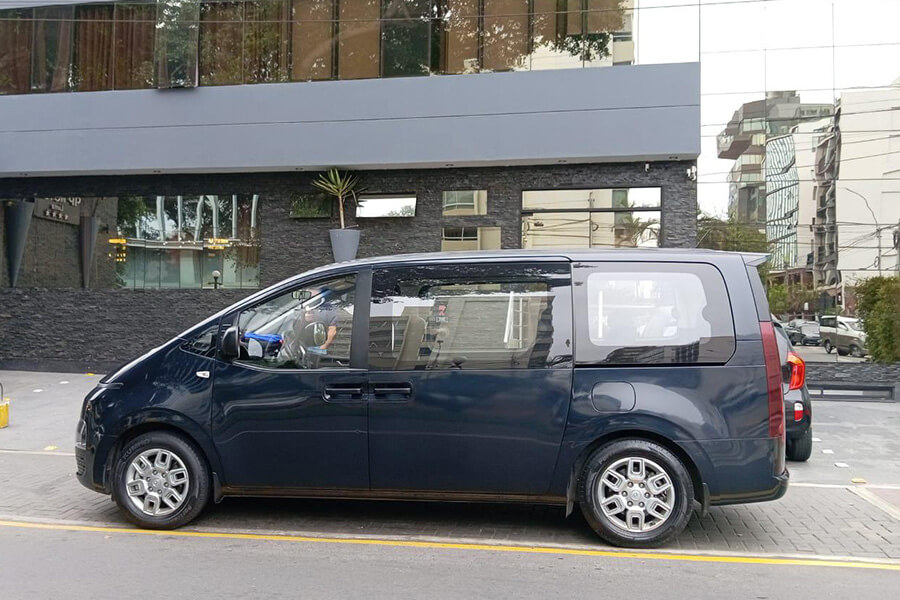 Alquiler de Van Staria